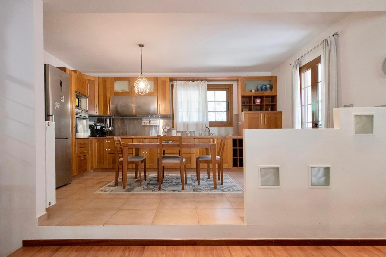 Anthemis Luxury Villa